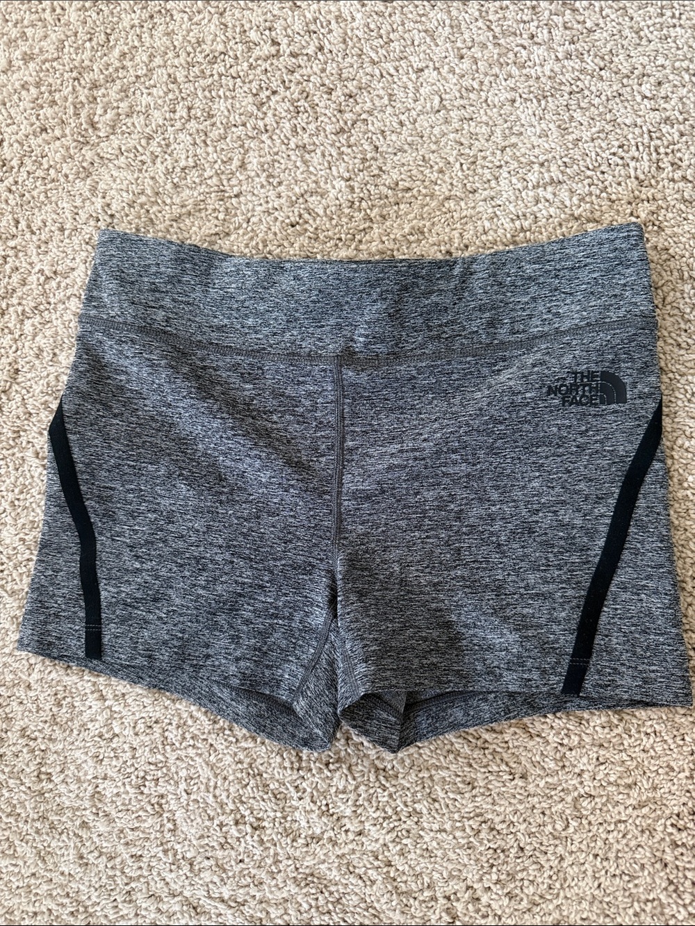 The North Face Pulse Short Tight Womens Active Shorts Size M Color: Grey